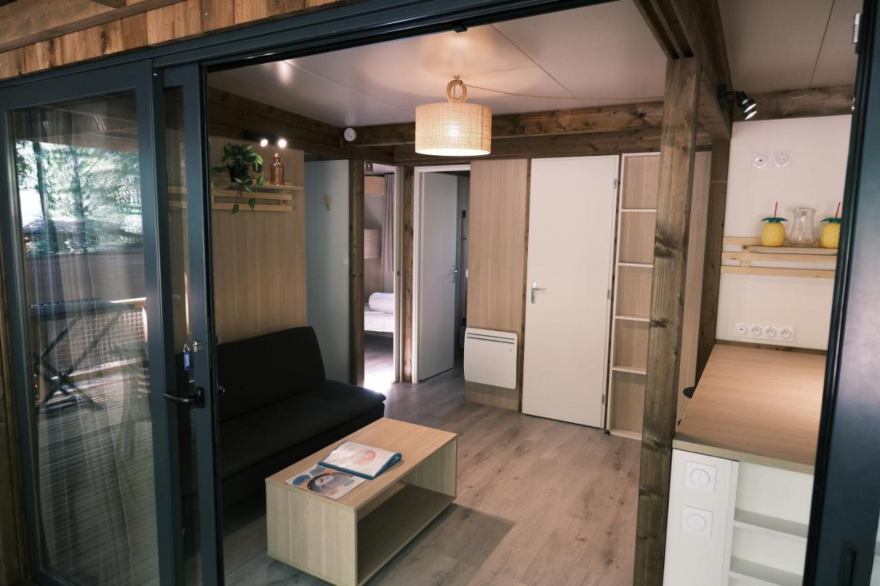 Lodge Avec Spa Privatif - Foret Et Lac Liginiac Exterior foto