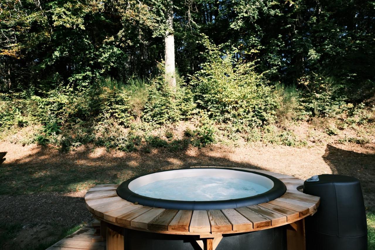Lodge Avec Spa Privatif - Foret Et Lac Liginiac Exterior foto